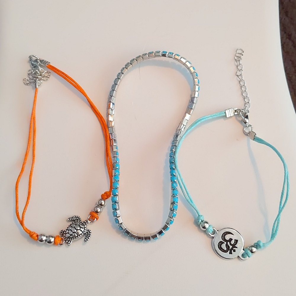 ๐ Turtle & Silver & Turquoise Ankle or Wrist Bracelet - Picture 2 of 4